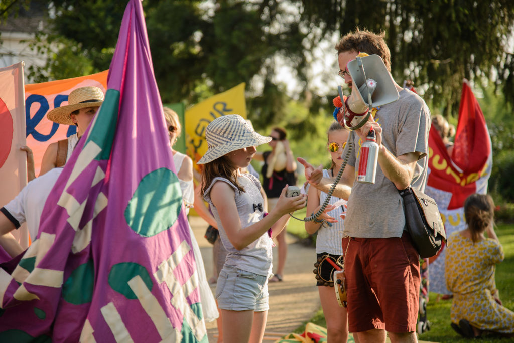 Camille Bondon, Le Programme du Futur, manifestation du 29 juin 2019, Château-Gontier, image : Estelle Chaigne